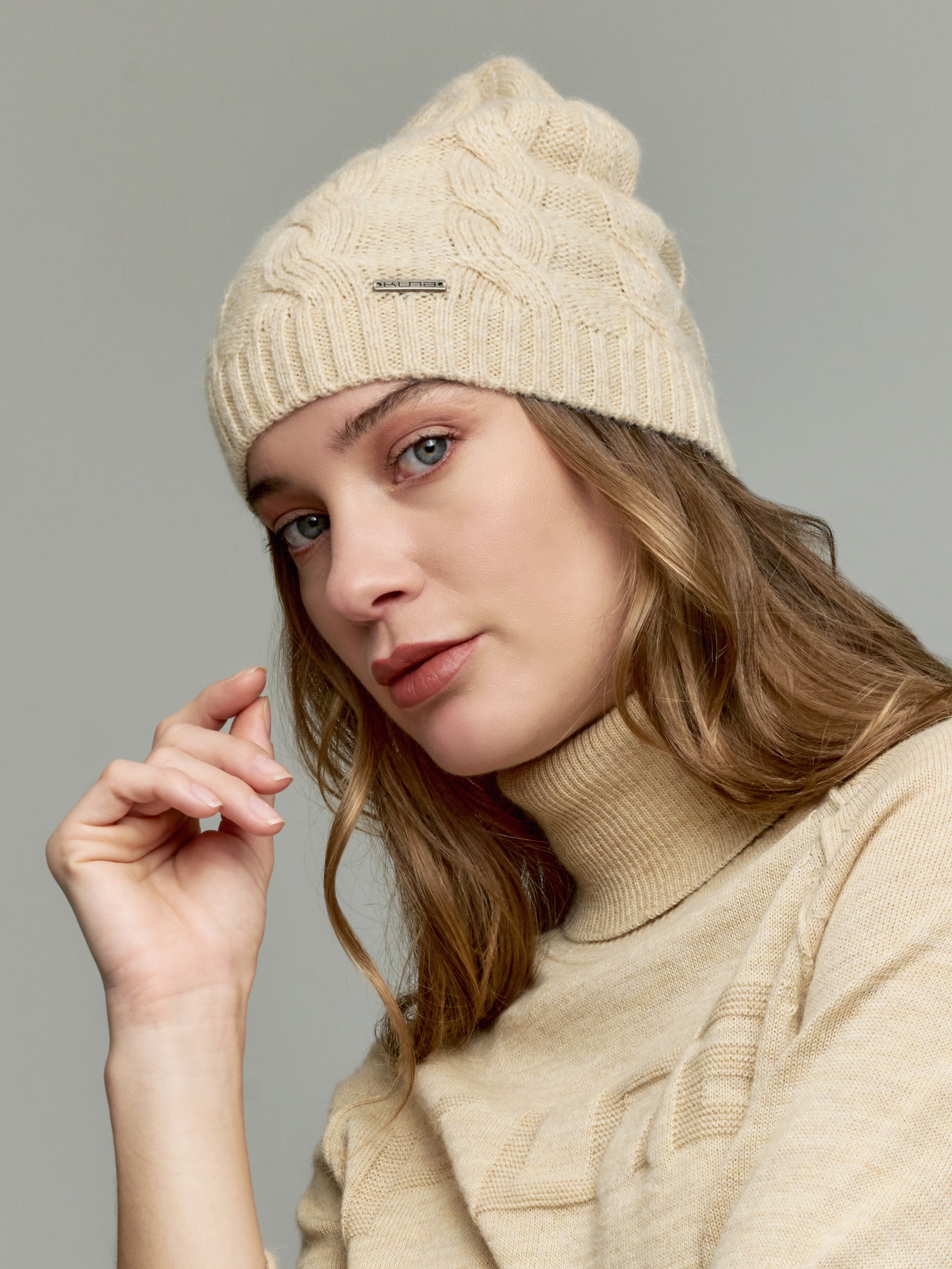 Gorro Yarela De Baby Alpaca Color Beige