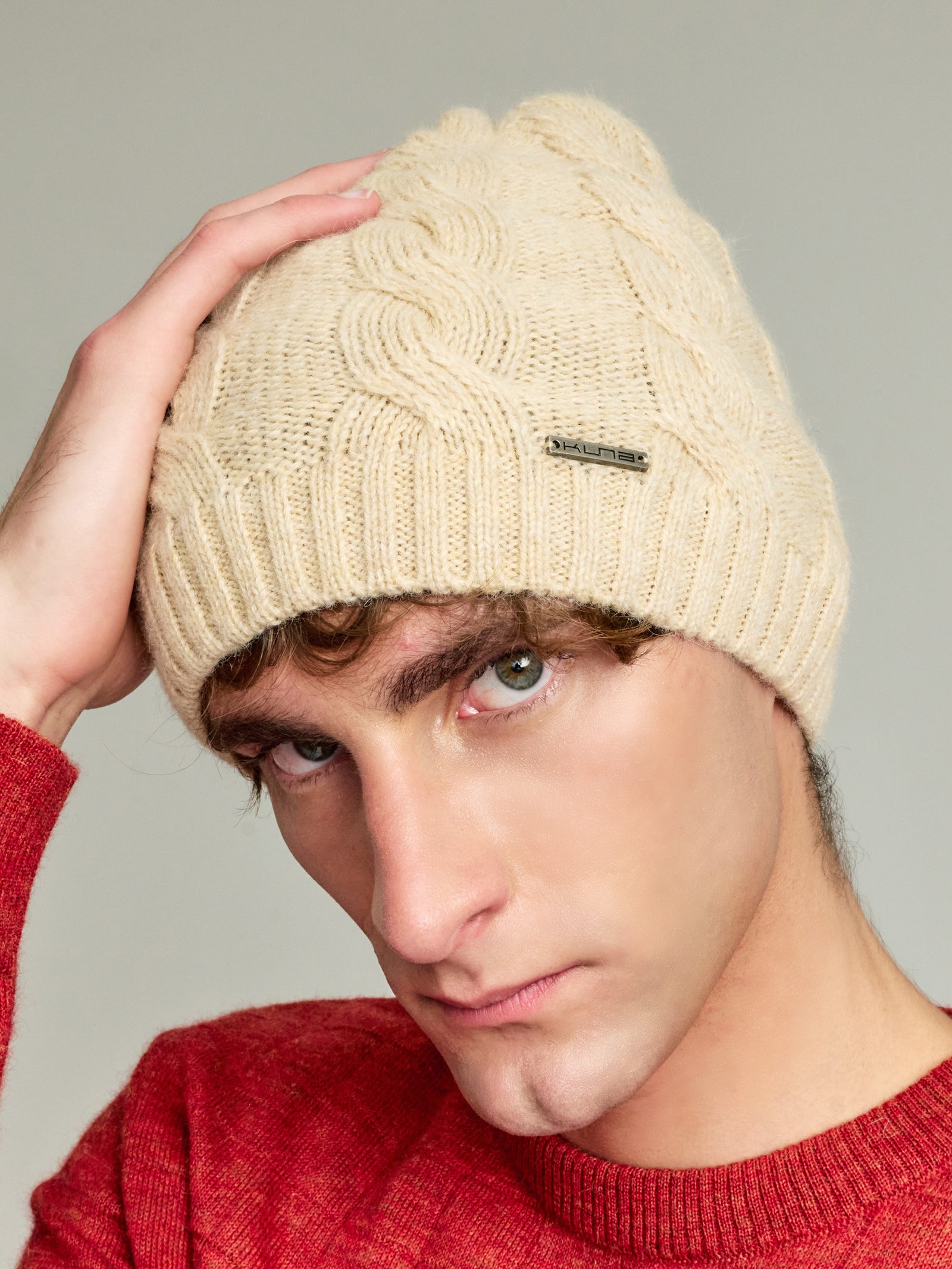 Gorro Yarela De Baby Alpaca Color Beige