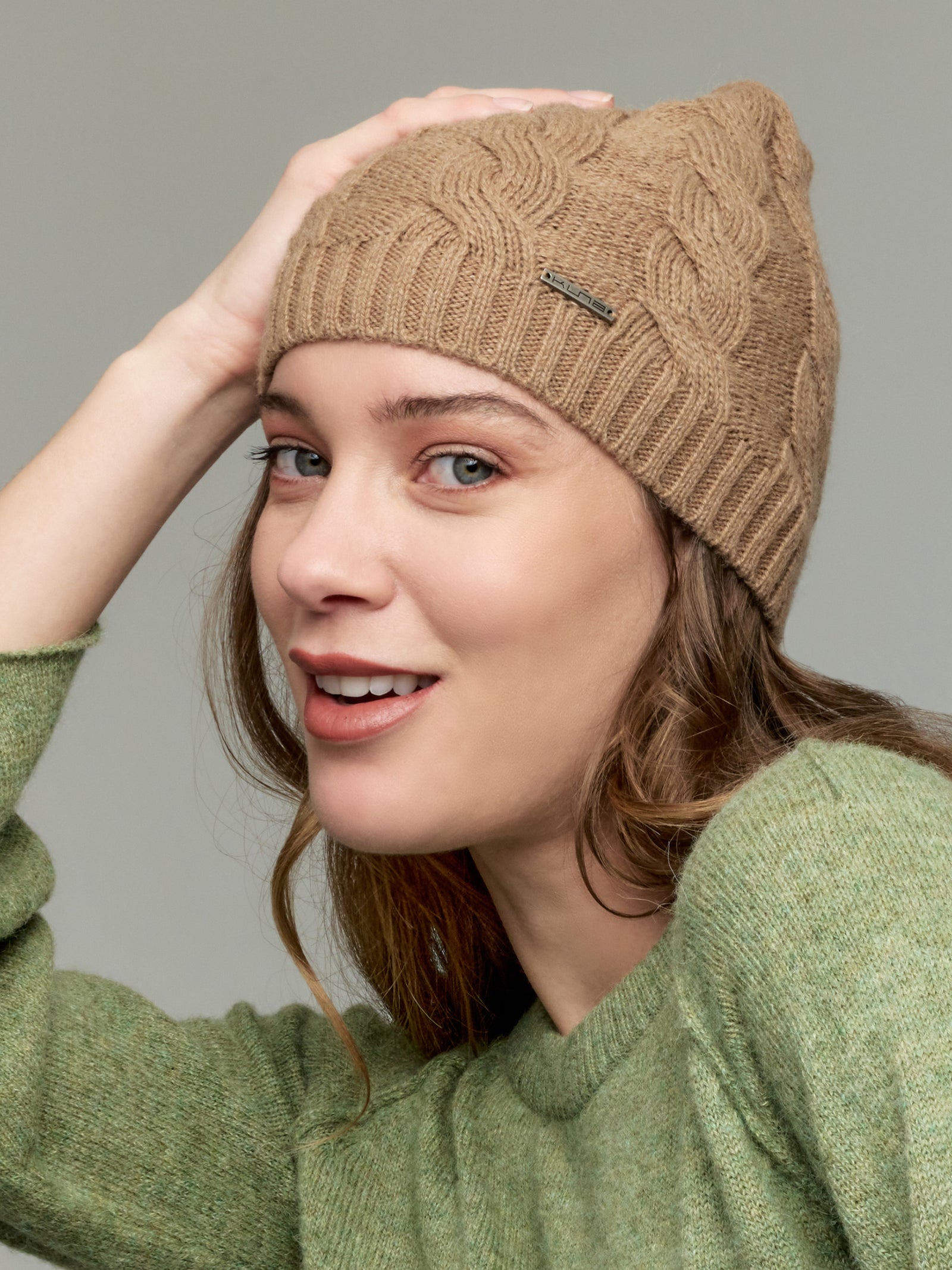 Gorro Yarela De Baby Alpaca Color Camel