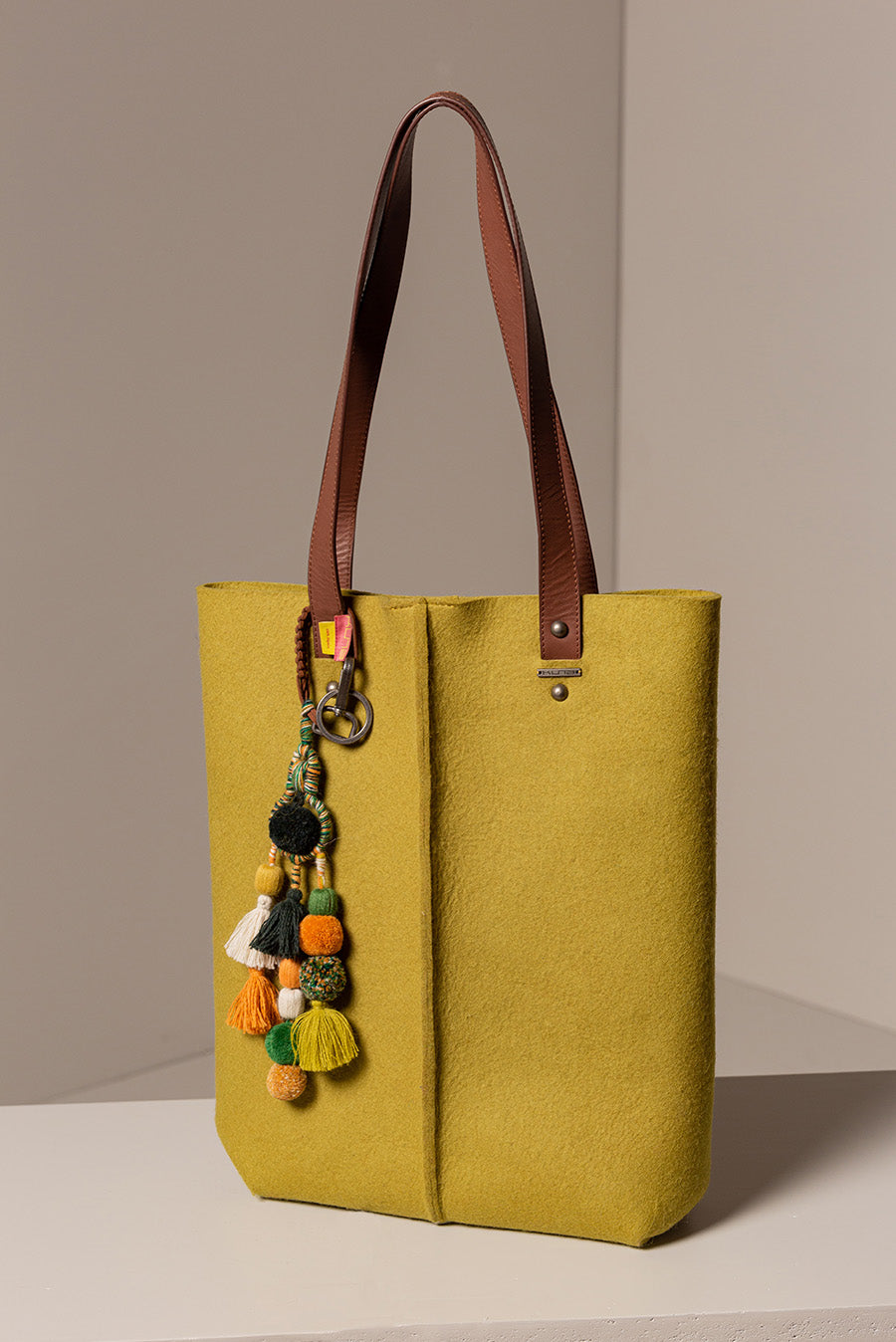 Cartera Raisin De Alpaca & Lana Color Verde