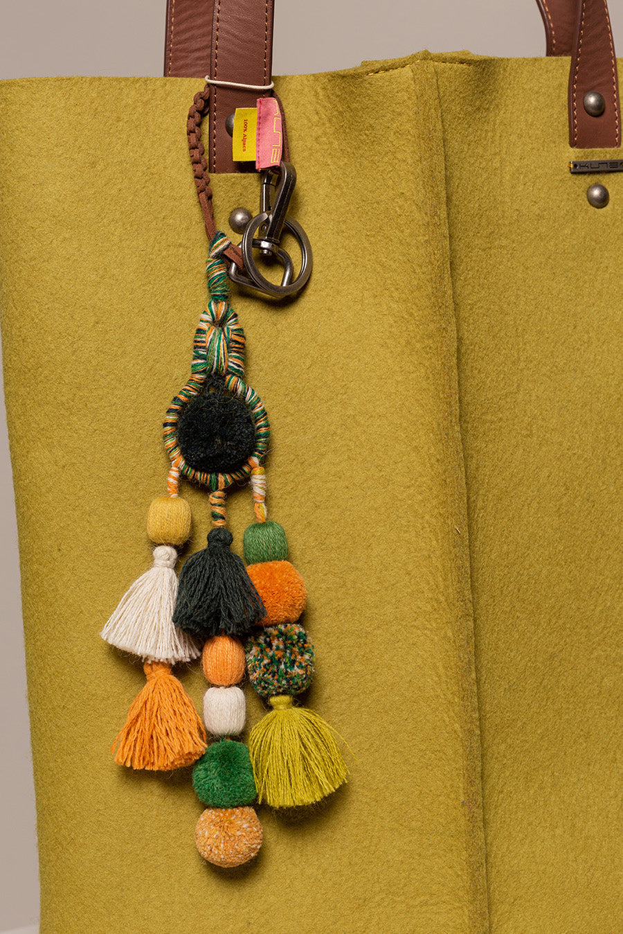 Cartera Raisin De Alpaca & Lana Color Verde