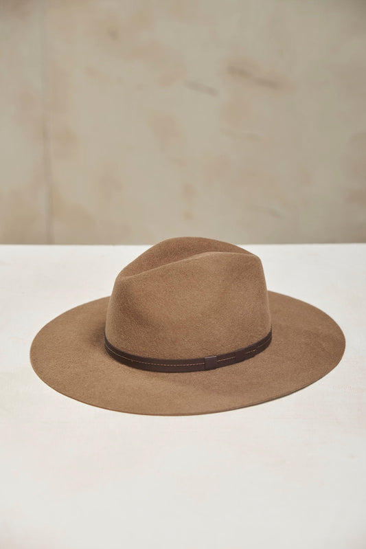 Sade Hat