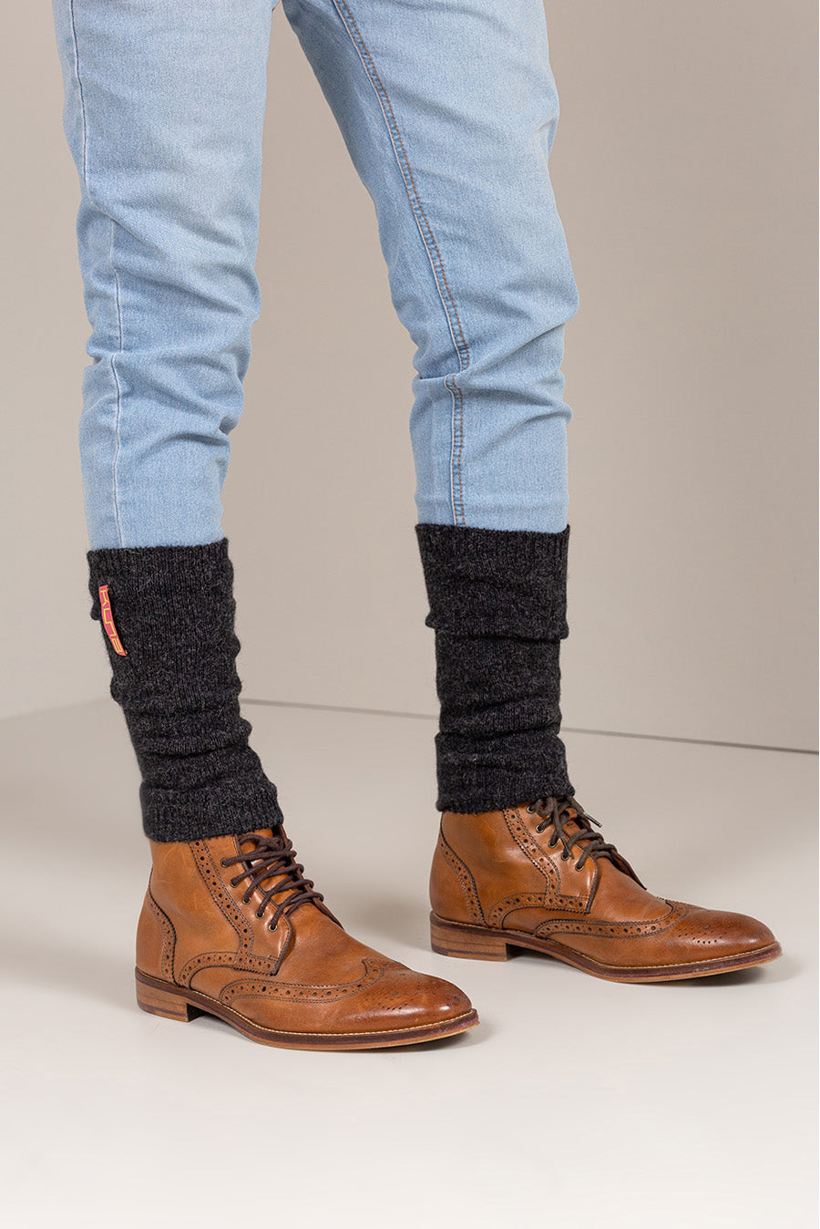 CALENTADORES UNDONE DE BABY ALPACA COLOR ANTRACITTE