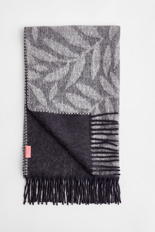 Weinko Baby Alpaca Stole Color B&amp;W