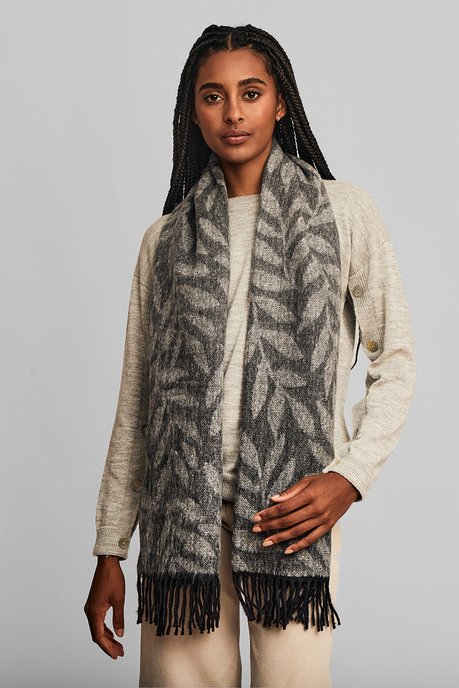 Estola Weinko De Baby Alpaca Color B&W